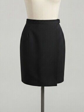 Vintage V.I.Petites Black Tailored High-Waist Mini Wrap Skirt Womens Size 6